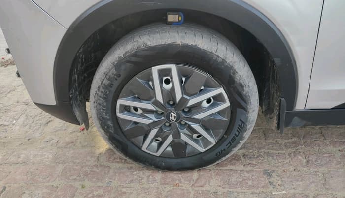 2022 Mahindra XUV300 W4 1.5 DIESEL, Diesel, Manual, 97,464 km, tyre