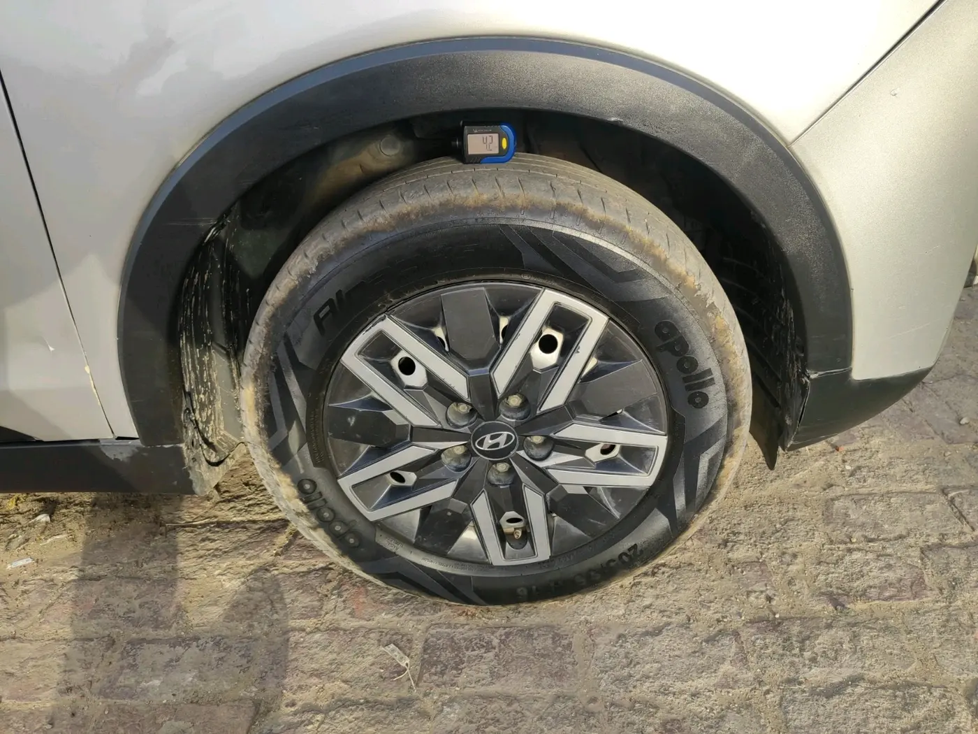 2022 Mahindra XUV300 W4 1.5 DIESEL, Diesel, Manual, 97,464 km, tyre