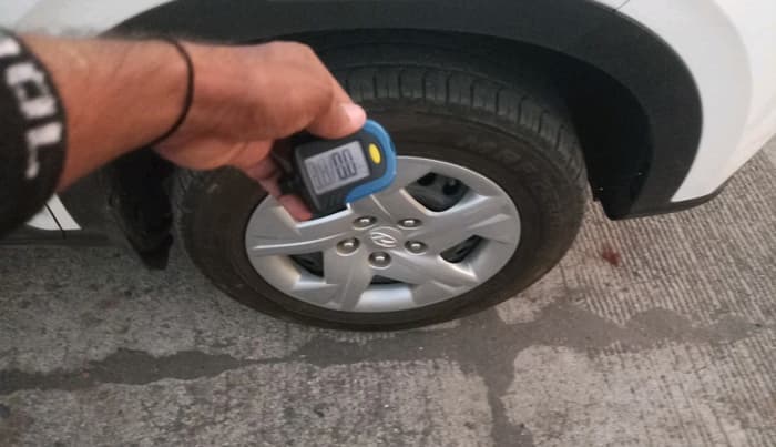 2021 Hyundai VENUE S+ 1.2, Petrol, Manual, 1,15,580 km, tyre
