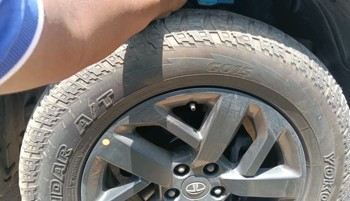 2021 Tata Harrier XZ PLUS 2.0L DARK EDITION, Diesel, Manual, 1,05,721 km, tyre