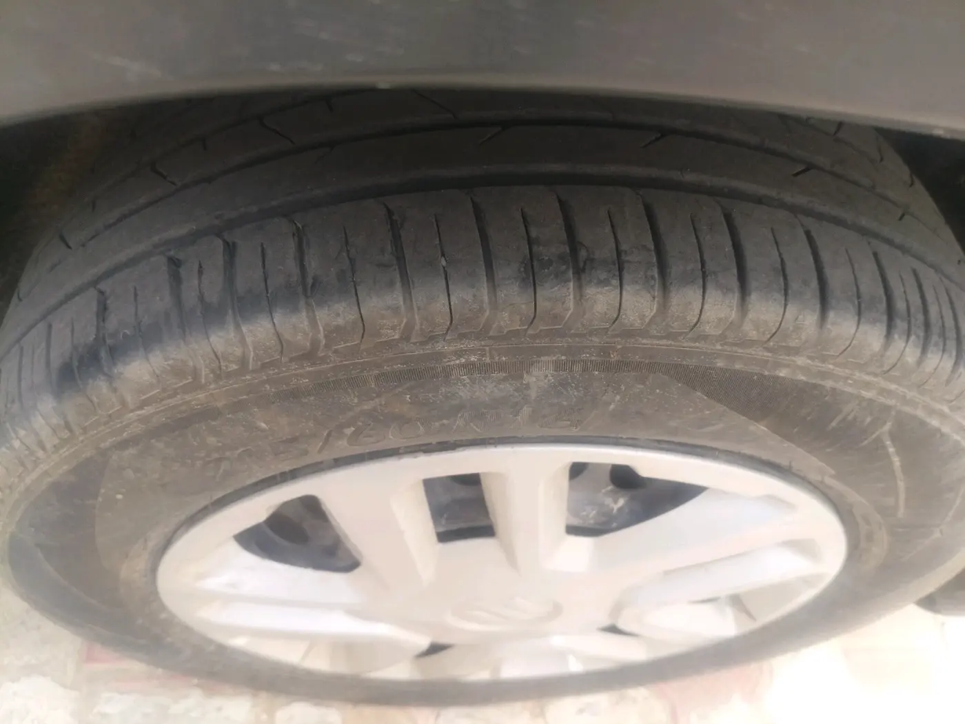 2016 Maruti Vitara Brezza VDI (O), Diesel, Manual, 89,665 km, tyre