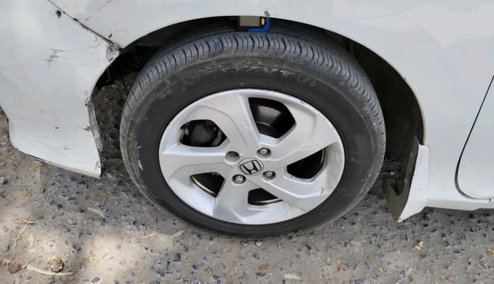 2015 Honda City 1.5L I-DTEC VX, Diesel, Manual, 1,06,159 km, tyre