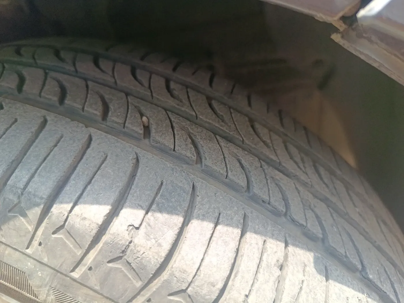 2014 Hyundai Grand i10 ASTA AT 1.2 KAPPA VTVT, Petrol, Automatic, 1,55,725 km, tyre
