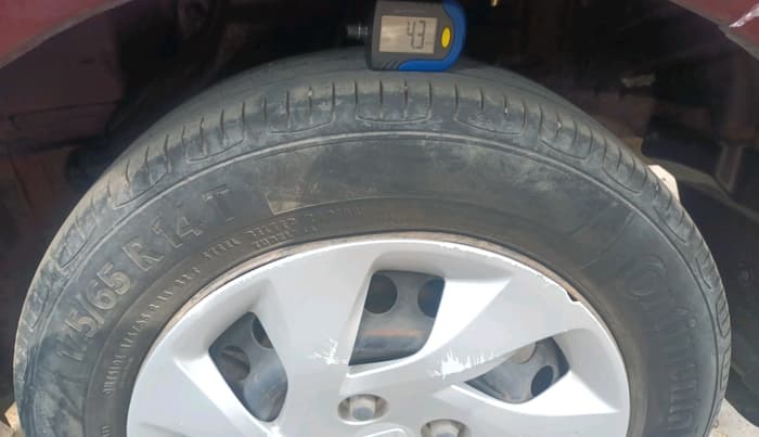 2013 Honda Amaze 1.5L I-DTEC S, Diesel, Manual, 1,36,819 km, tyre