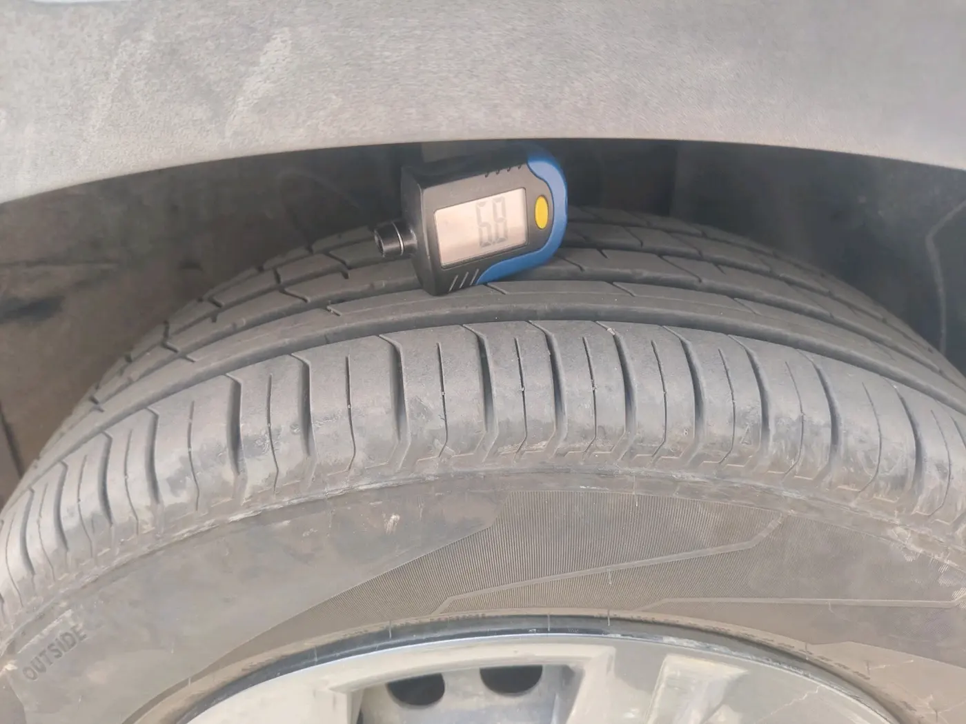 2024 Hyundai VENUE S 1.2, Petrol, Manual, 10,613 km, tyre