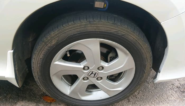 2015 Honda City 1.5L I-VTEC V MT, Petrol, Manual, 80,295 km, tyre