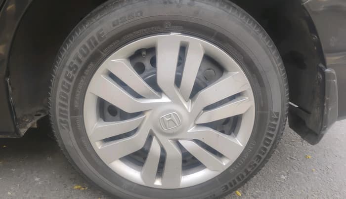 2014 Honda City 1.5L I-DTEC SV, Diesel, Manual, 1,23,940 km, tyre
