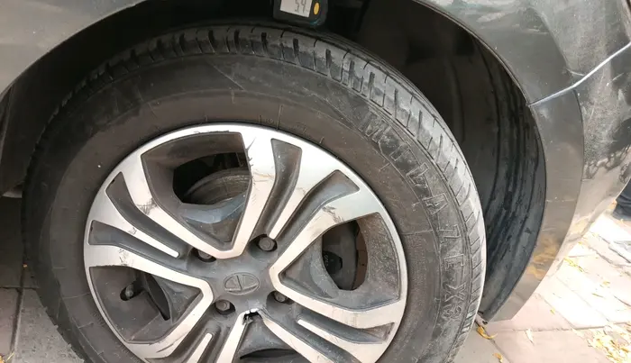 2021 Tata Tiago XZ PETROL, Petrol, Manual, 92,942 km, tyre