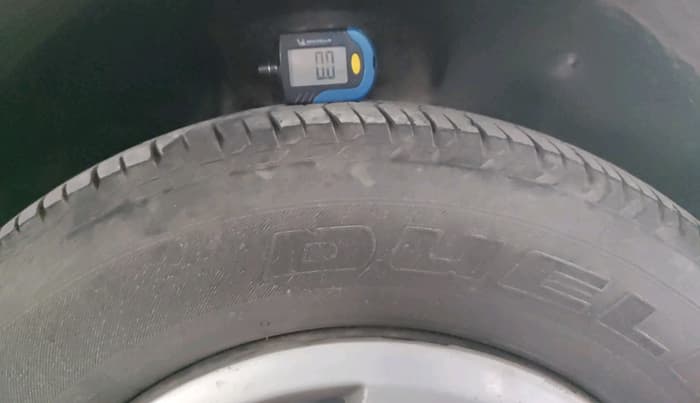 2014 Mahindra XUV500 W4, Diesel, Manual, 1,81,333 km, tyre