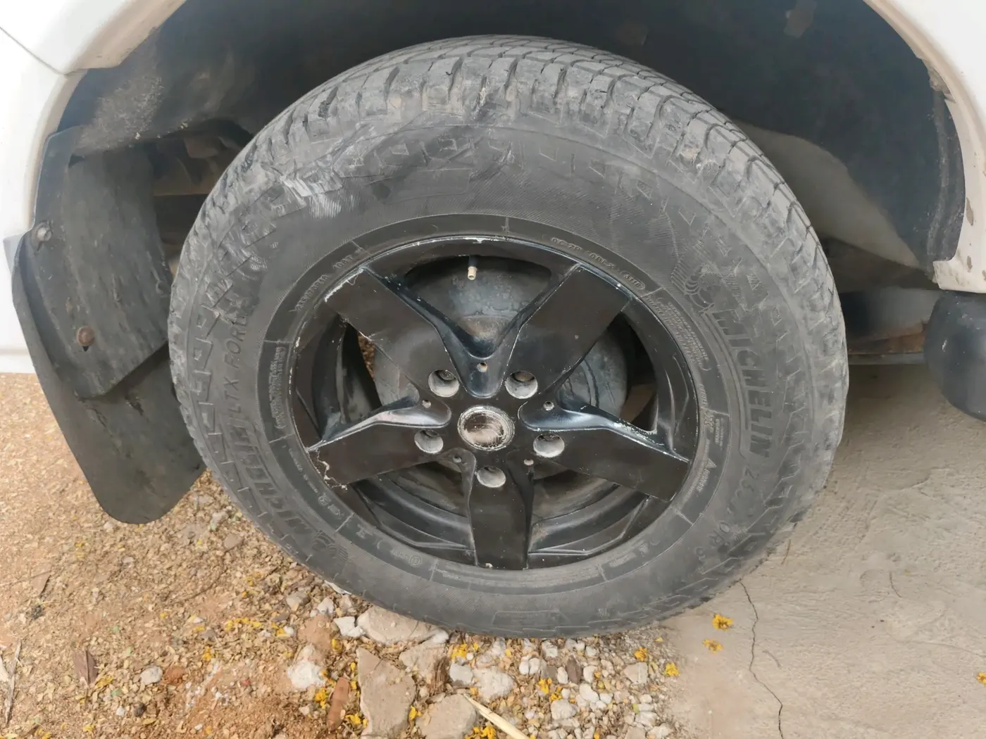 2013 Force Motors Force One SX ABS 6 STR, Diesel, Manual, 1,18,581 km, tyre