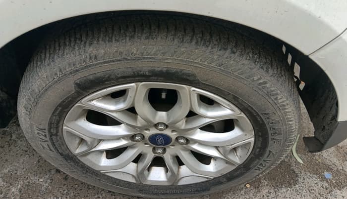 2015 Ford Ecosport TITANIUM 1.5L PETROL AT, Petrol, Automatic, 47,451 km, tyre