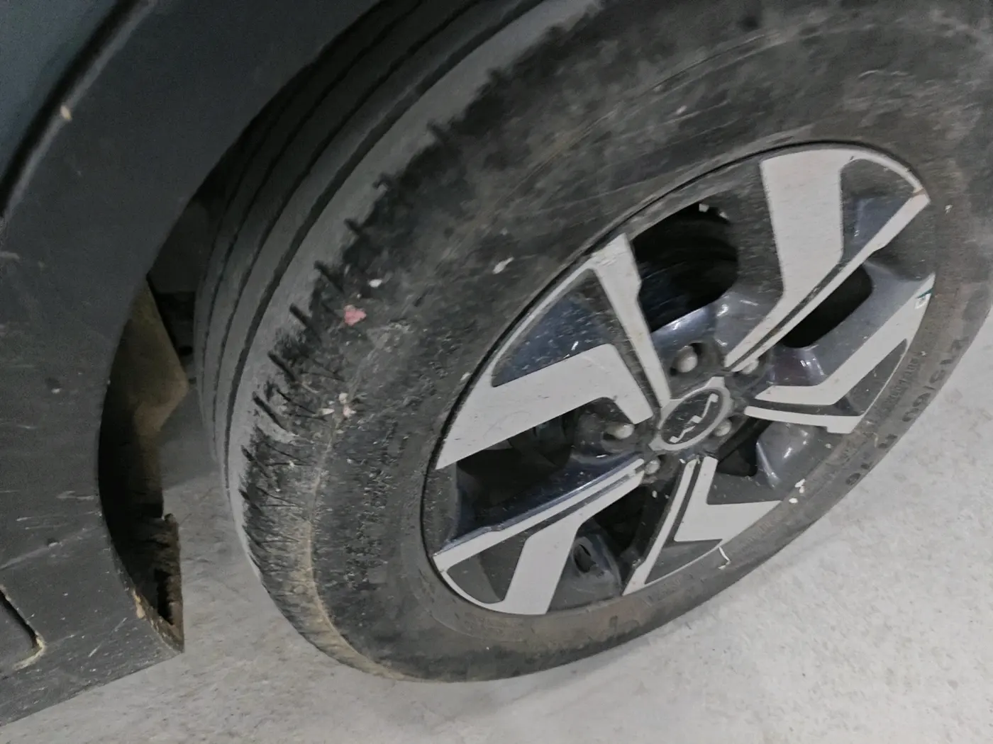 2021 KIA SONET HTX 1.0 IMT, Petrol, Manual, 84,763 km, tyre
