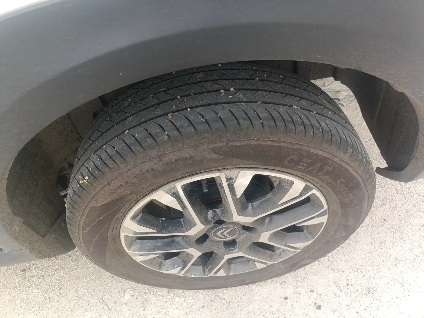 2024 CITROEN Basalt Max 1.2 Turbo Petrol AT Dual Tone, Petrol, Automatic, 6,445 km, tyre