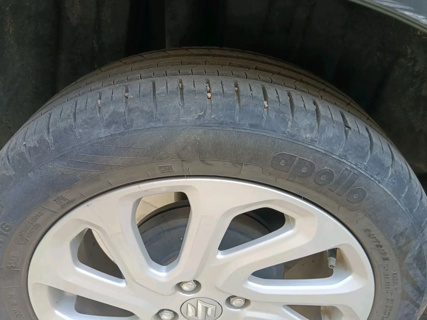 2023 Maruti Baleno  ZETA CNG 1.2L, CNG, Manual, 72,147 km, tyre
