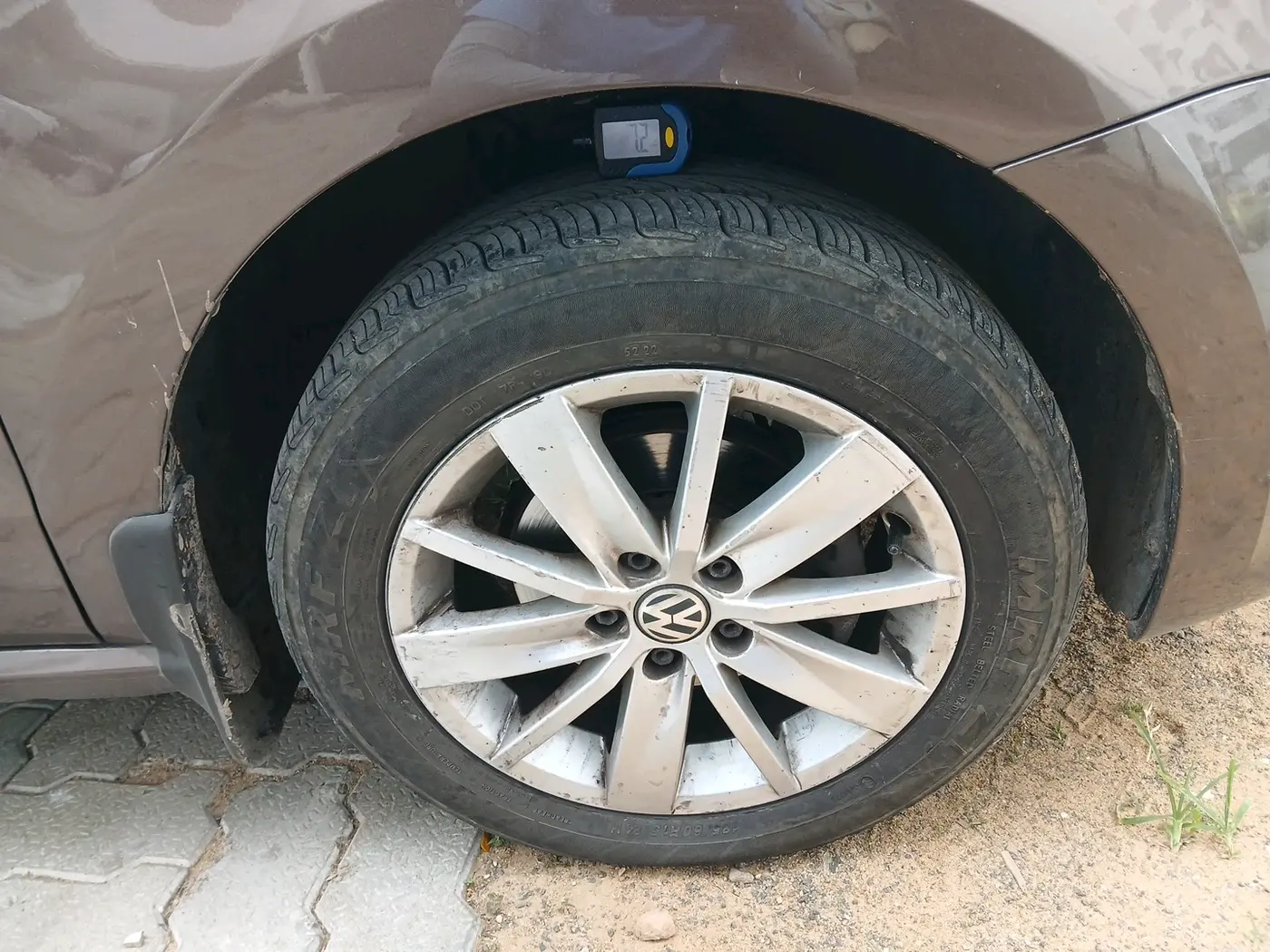 2016 Volkswagen Polo HIGHLINE1.2L, Petrol, Manual, 46,750 km, tyre