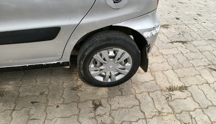 2014 Tata Indica V2 LS DIESEL, Diesel, Manual, 1,35,377 km, tyre