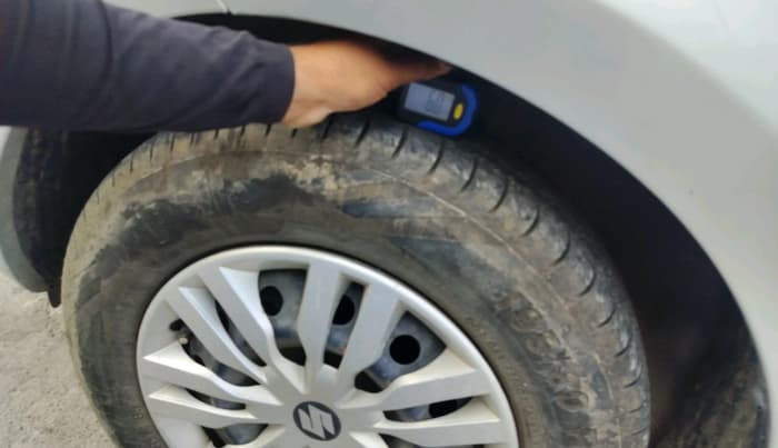 2017 Maruti Dzire VDI, Diesel, Manual, 1,49,234 km, tyre