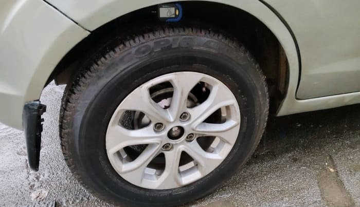2011 Ford Figo ZXI 1.4 DIESEL, Diesel, Manual, 1,26,155 km, tyre