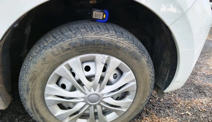 2023 Maruti Alto K10 LXI, Petrol, Manual, 11,347 km, tyre