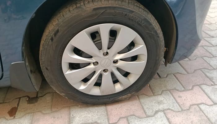 2016 Maruti Baleno DELTA CVT PETROL 1.2, Petrol, Automatic, 70,497 km, tyre