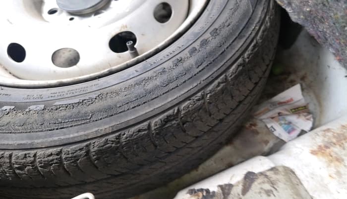 2014 Tata Indigo ECS LS TDI, Diesel, Manual, 94,010 km, tyre
