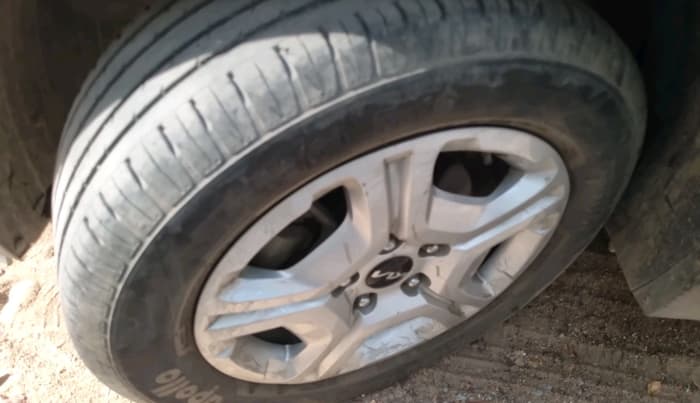 2022 KIA SONET HTK PLUS 1.2, Petrol, Manual, 50,767 km, tyre