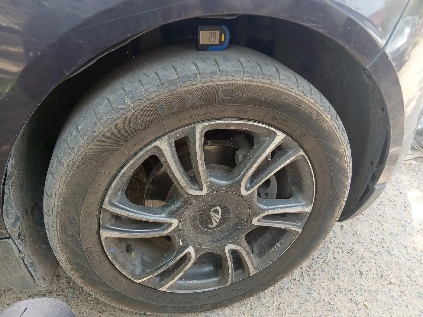 2018 Mahindra MARAZZO M8 7 STR, Diesel, Manual, 90,317 km, tyre
