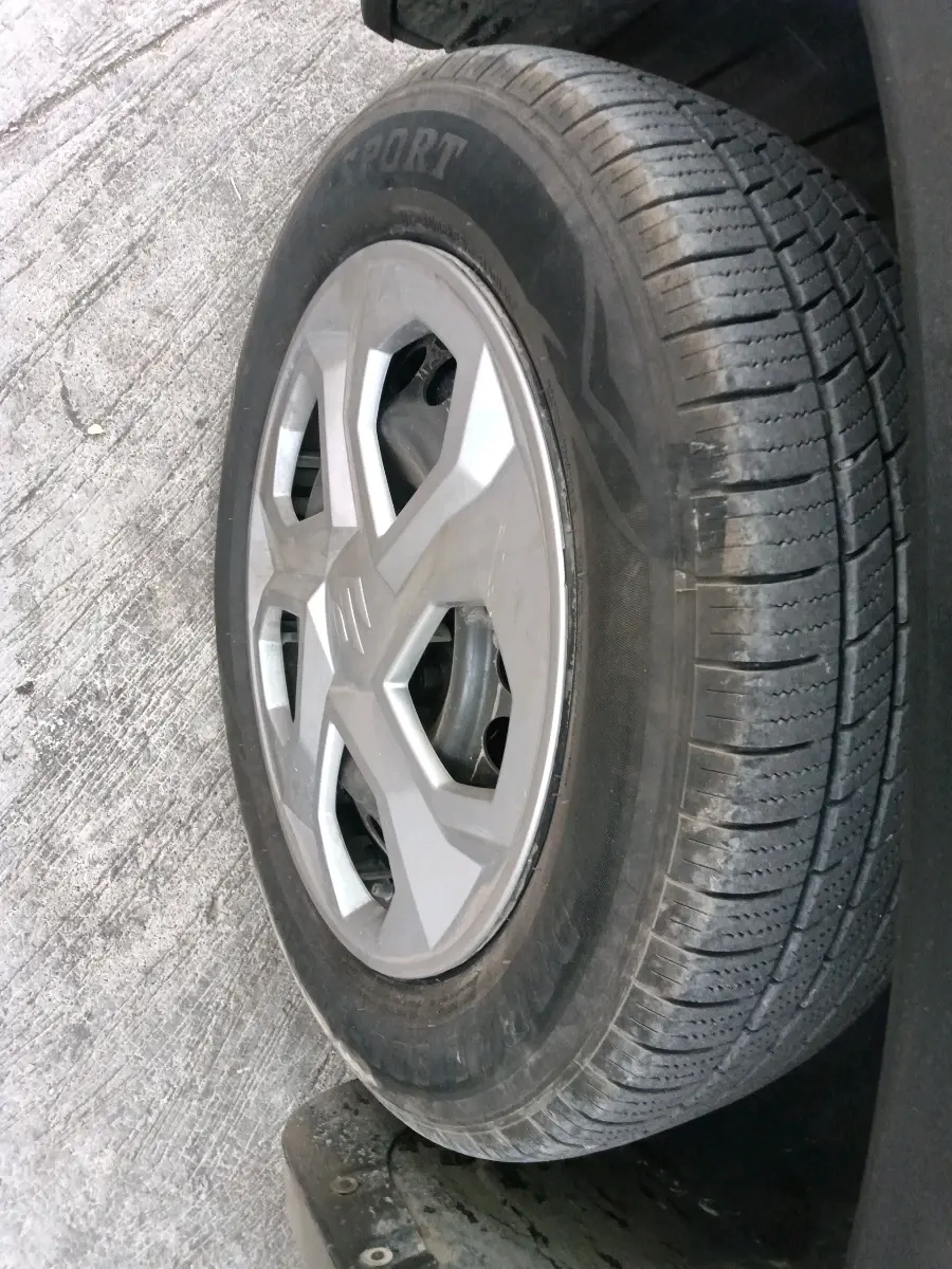 2018 Maruti Vitara Brezza VDI (O), Diesel, Manual, 86,720 km, tyre