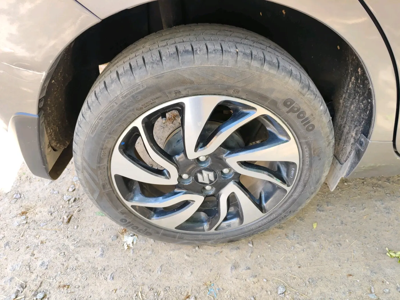 2020 Maruti Baleno ZETA PETROL 1.2, Petrol, Manual, 32,419 km, tyre