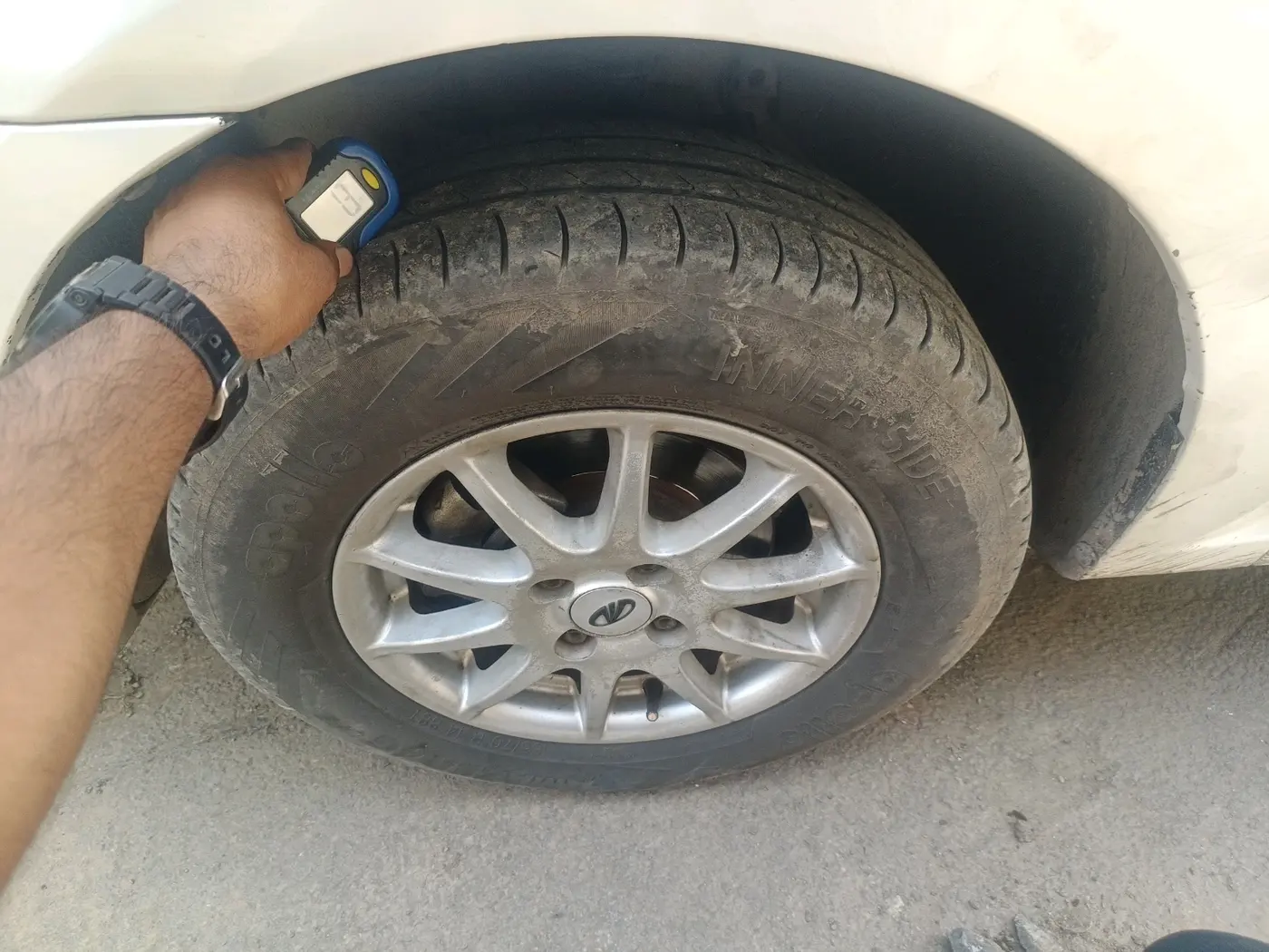 2013 Mahindra Verito 1.5 D6, Diesel, Manual, 1,64,486 km, tyre