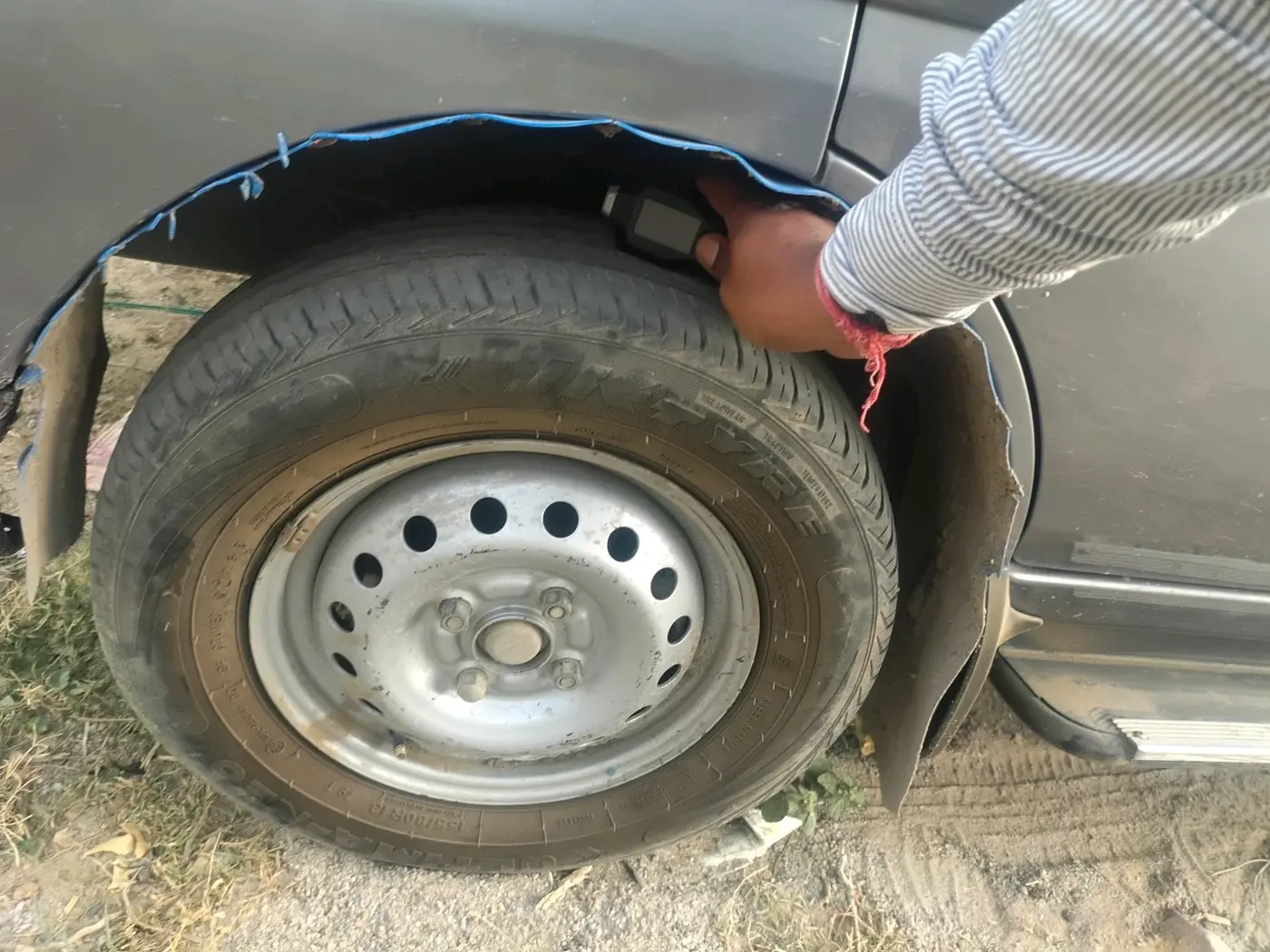 2023 Maruti Eeco 5 STR AC CNG, CNG, Manual, 52,200 km, tyre