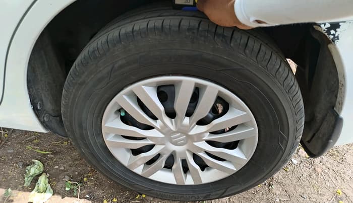 2018 Maruti Dzire VDI, Diesel, Manual, 1,43,125 km, tyre
