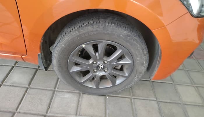 2019 Hyundai Elite i20 SPORTZ PLUS 1.2, Petrol, Manual, 31,014 km, tyre