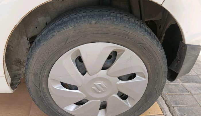 2014 Maruti Celerio VXI, Petrol, Manual, 1,13,338 km, tyre