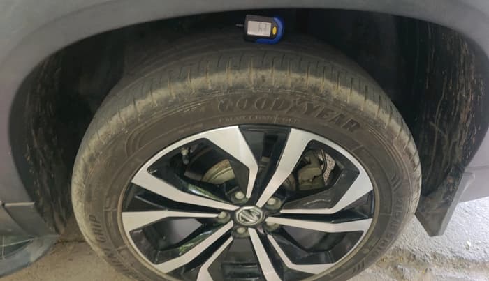 2023 MG HECTOR PLUS SHARP PRO 1.5 TURBO MT 7 STR, Petrol, Manual, 10,483 km, tyre