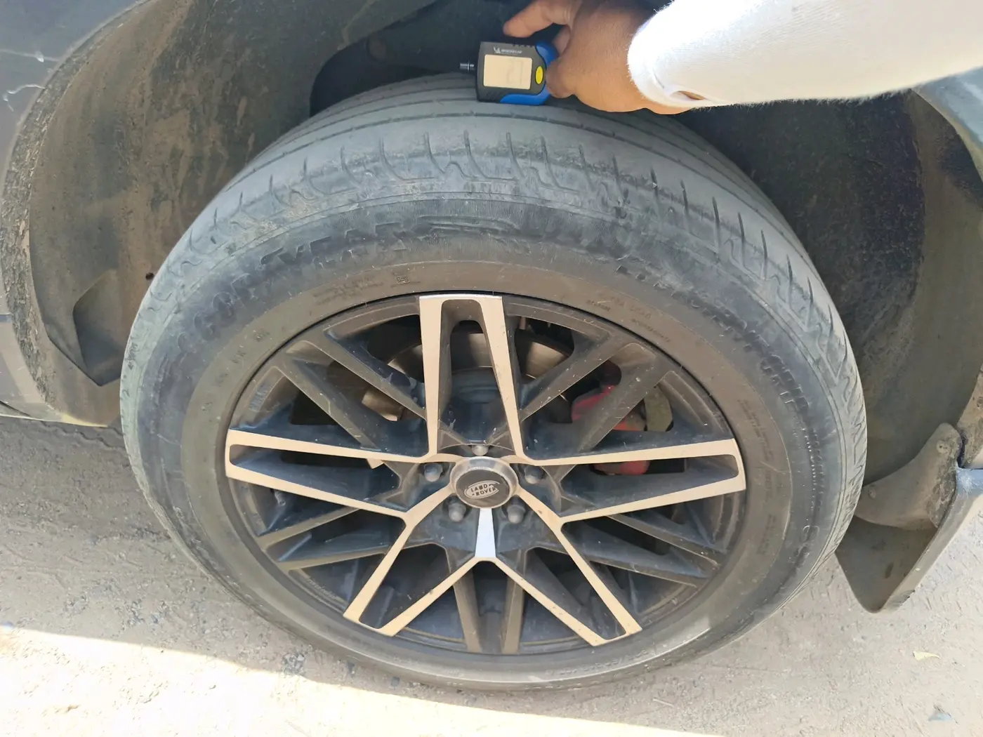 2021 Tata Safari XZA PLUS, Diesel, Automatic, 1,47,515 km, tyre