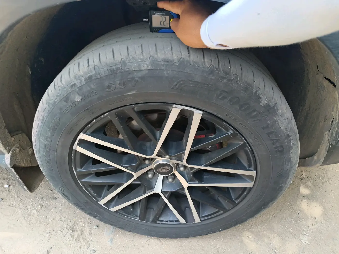 2021 Tata Safari XZA PLUS, Diesel, Automatic, 1,47,515 km, tyre