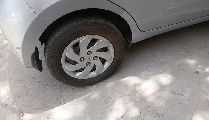 2019 Hyundai NEW SANTRO SPORTZ CNG, CNG, Manual, 68,403 km, tyre