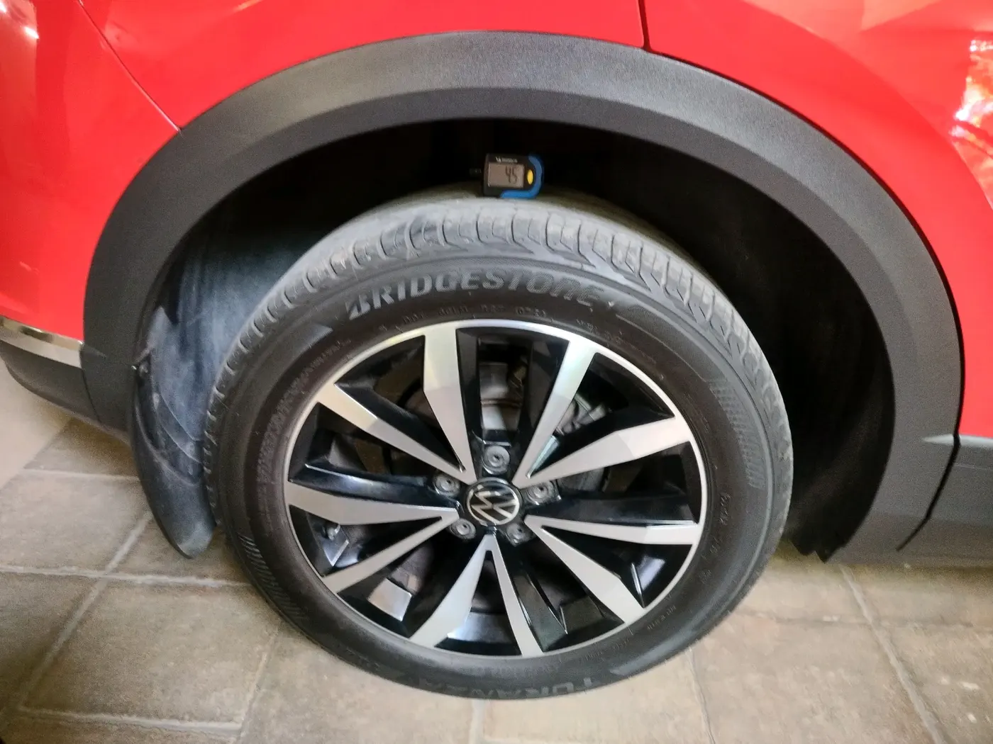 2021 Volkswagen T-ROC 1.5 TSI AT, Petrol, Automatic, 40,720 km, tyre