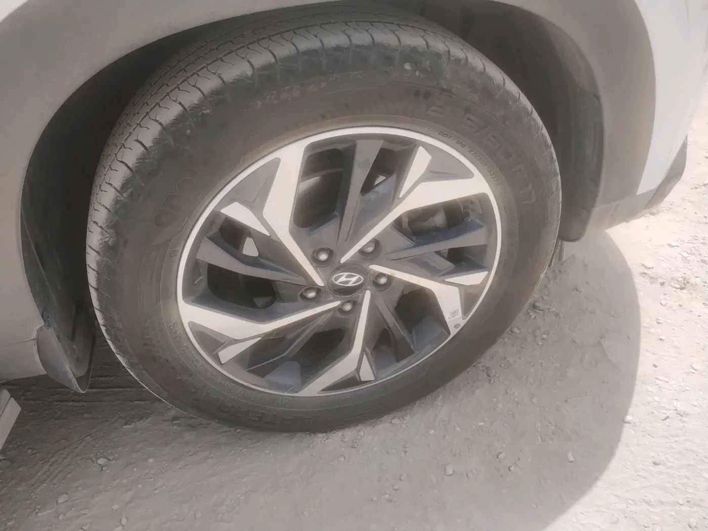 2021 Hyundai Creta SX (O) IVT 1.5 PETROL, Petrol, Automatic, 1,28,449 km, tyre