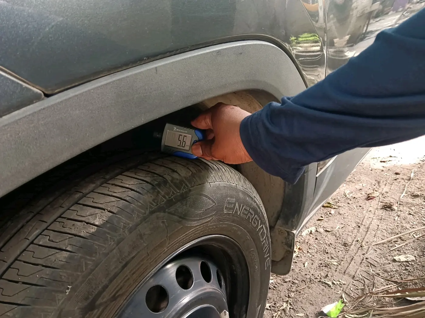 2024 Tata PUNCH PURE MT CNG, CNG, Manual, 16,711 km, tyre