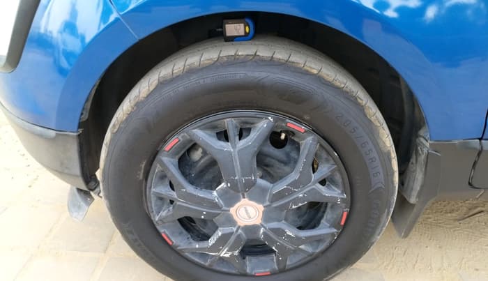 2018 Ford Ecosport TREND + 1.5L PETROL AT, Petrol, Automatic, 1,05,311 km, tyre
