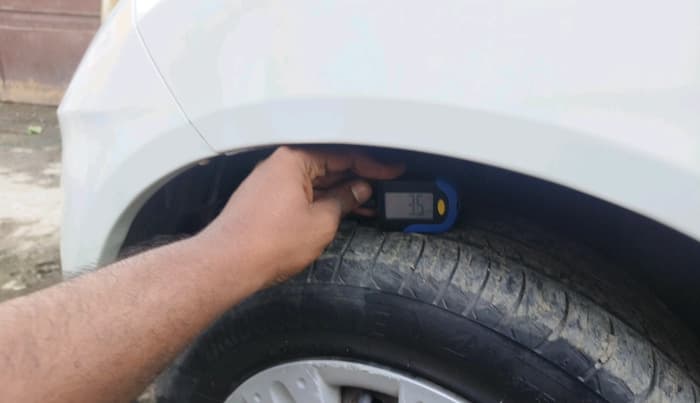 2014 Honda Brio S MT, Petrol, Manual, 1,46,888 km, tyre