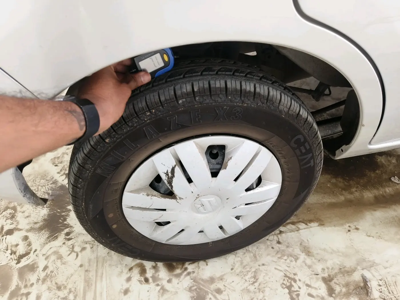 2021 Maruti Alto LXI, Petrol, Manual, 25,962 km, tyre