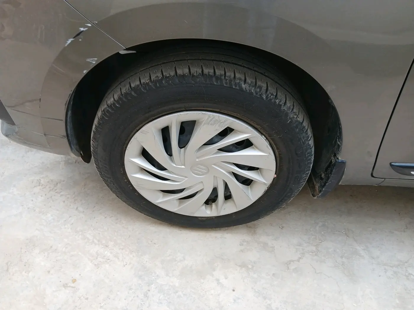 2024 Maruti Ertiga   VXI (O) CNG, CNG, Manual, 25,996 km, tyre