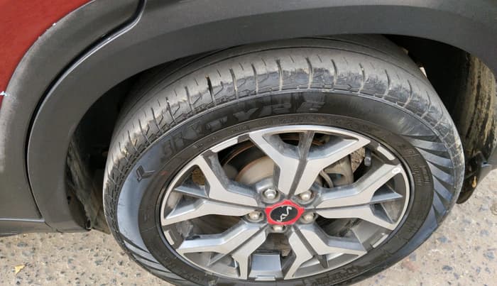 2021 KIA SELTOS GTX (O) 1.4 PETROL, Petrol, Manual, 38,995 km, tyre