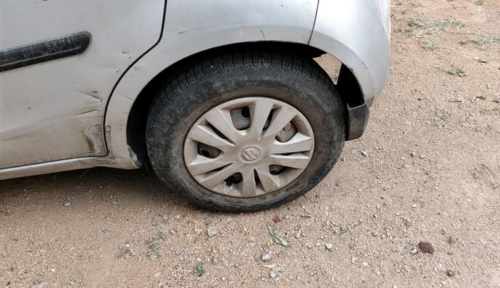 2011 Maruti Ritz VDI, Diesel, Manual, 1,71,266 km, tyre