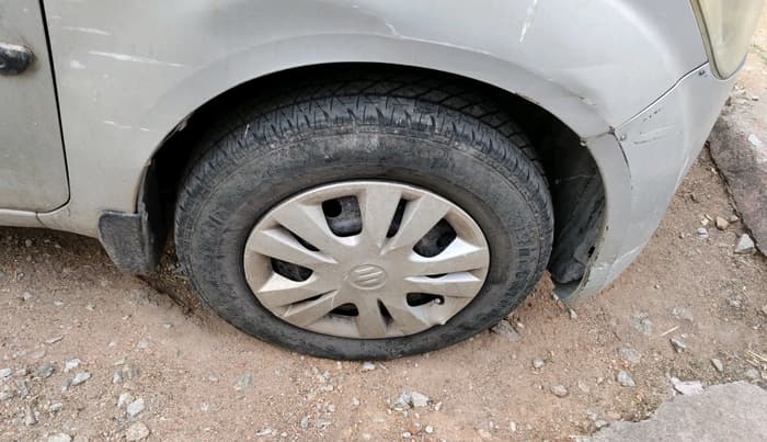 2011 Maruti Ritz VDI, Diesel, Manual, 1,71,266 km, tyre