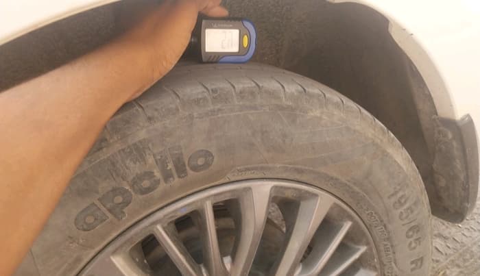 2021 Maruti Ertiga VXI CNG, CNG, Manual, 95,276 km, tyre