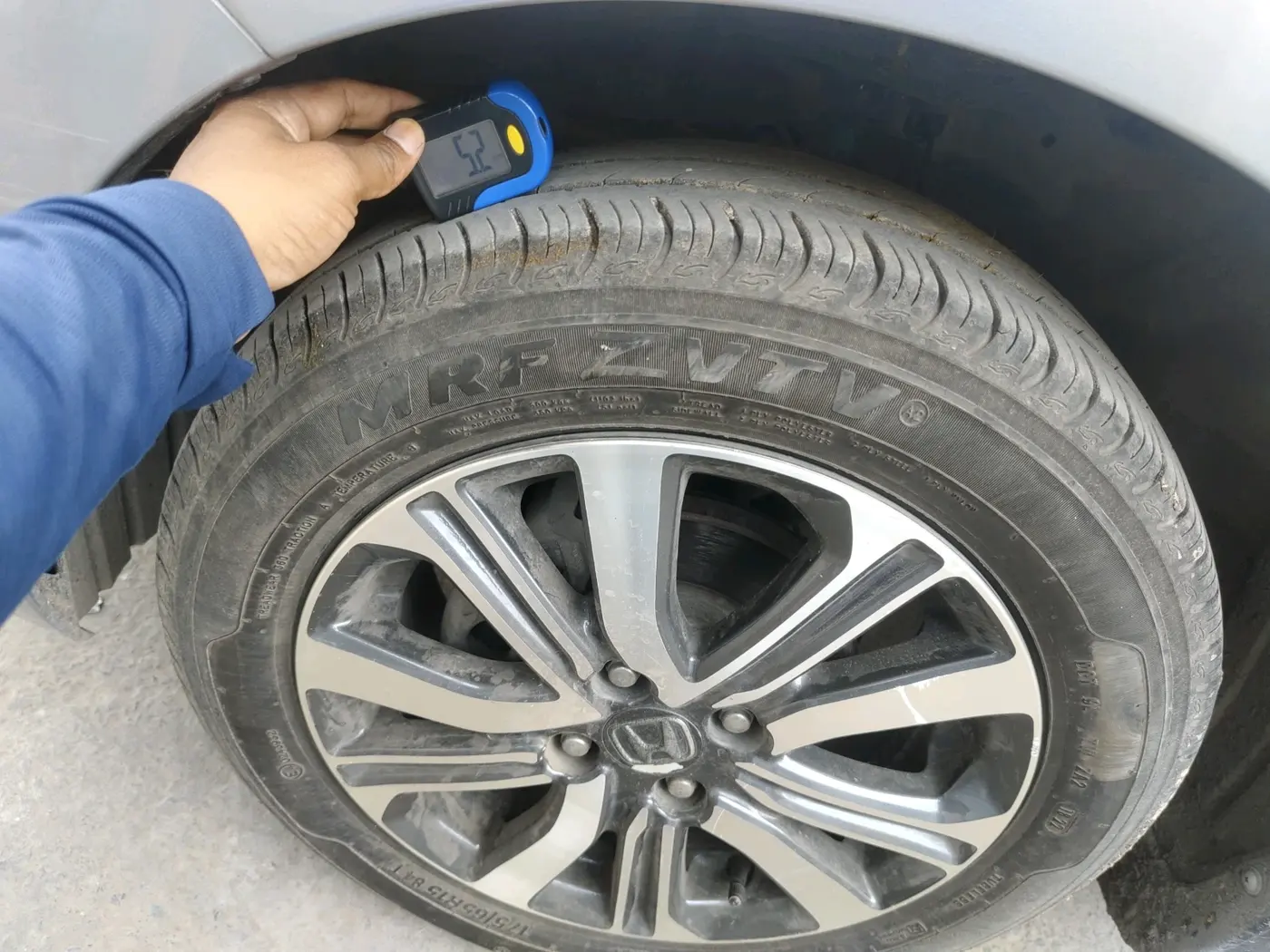 2022 Honda Amaze 1.2L I-VTEC VX, Petrol, Manual, 26,410 km, tyre